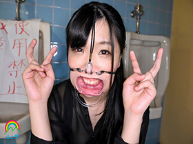 ８歳の長女に嫉妬した私は本日２穴家畜してきます…寝取らせ性癖の旦那を思って勝手に出演した本物ガチ素人妻さん専業主婦・みひな（仮名）２９歳 寝　サンプル画像11